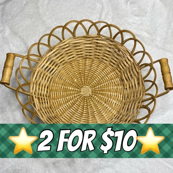 Vintage Round 12” Wicker Basket w/ Handles Statement Wall Art Boho Farmhouse